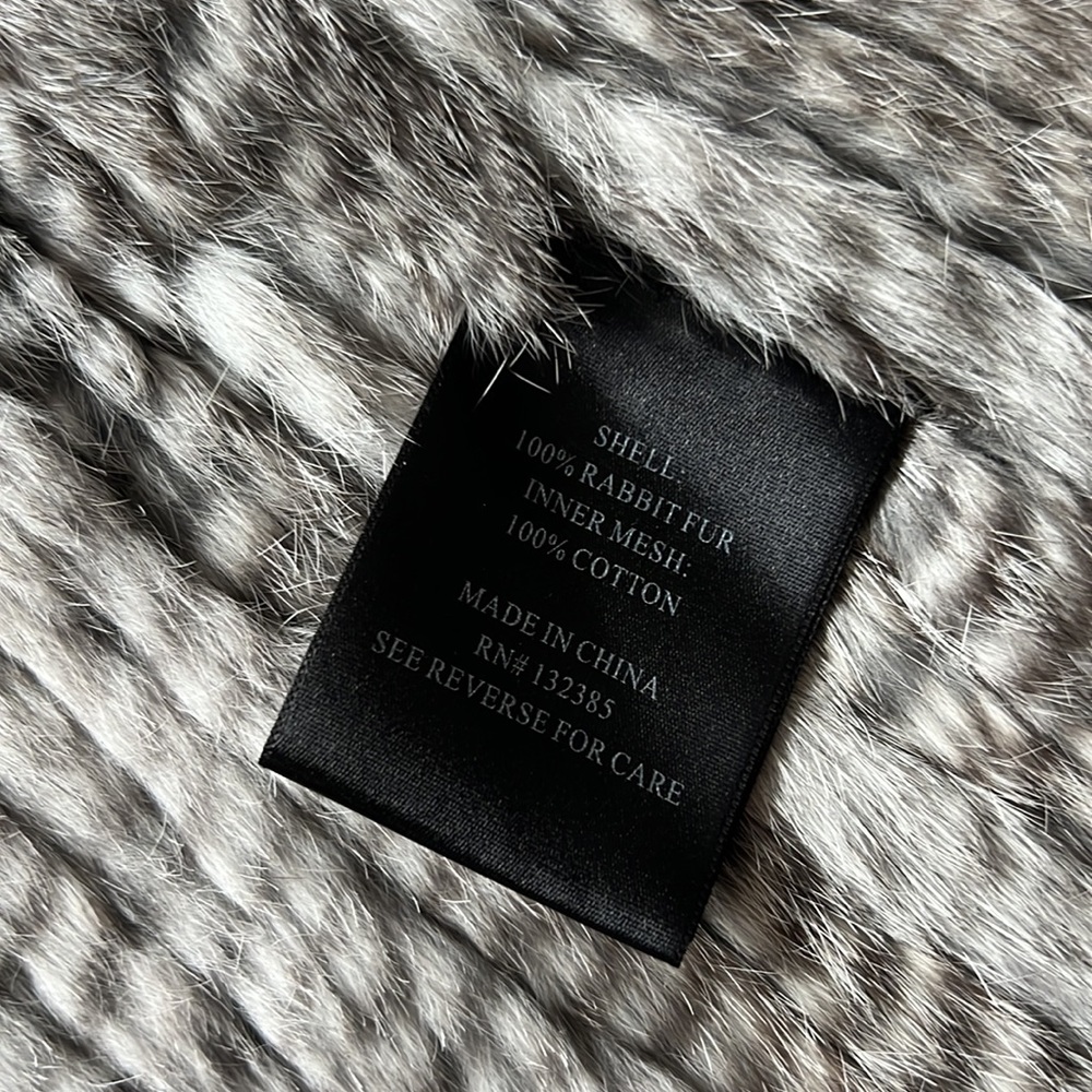 Rabbit vest - Picture 3 of 3